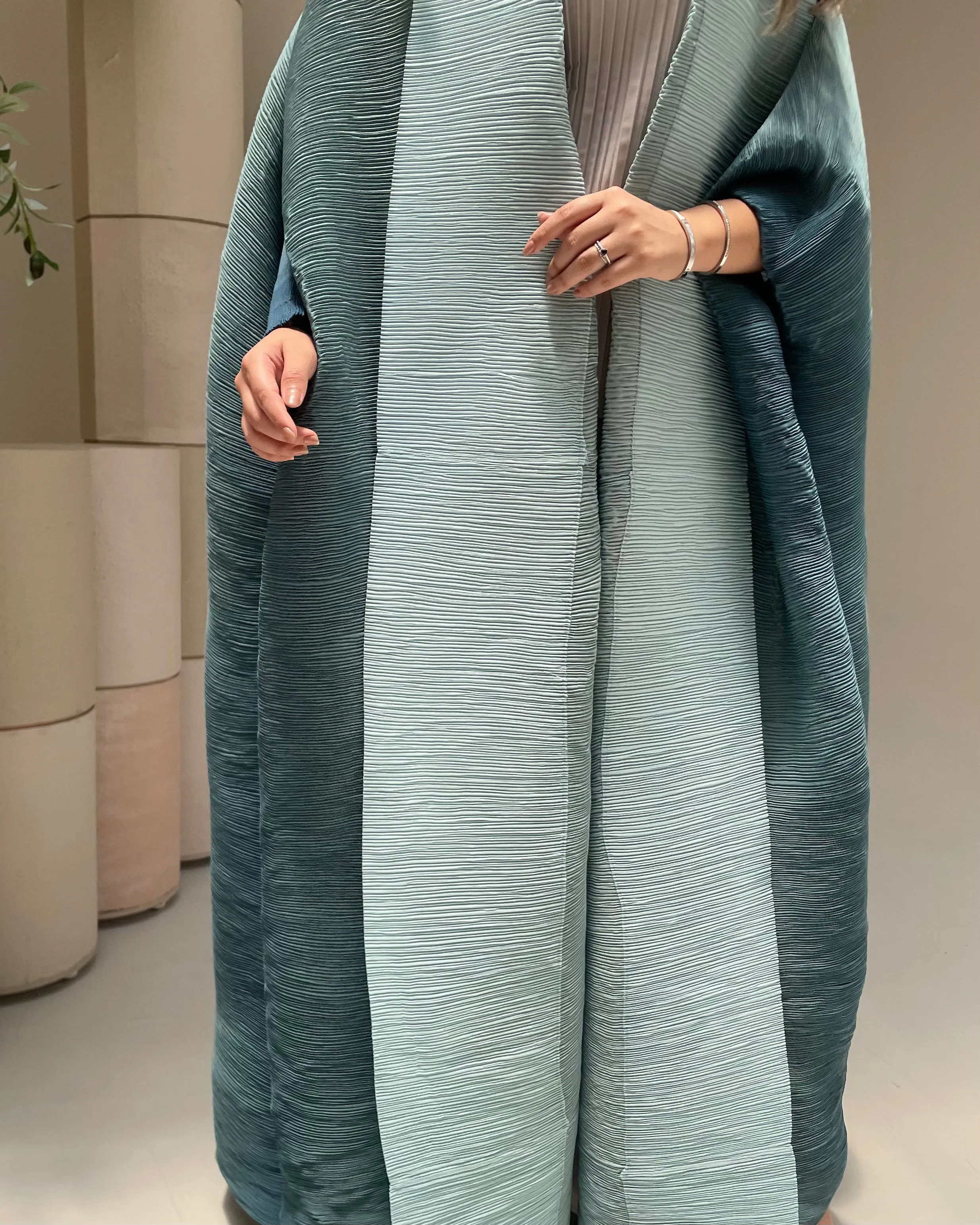 Abaya Pleated Batwing Ombre