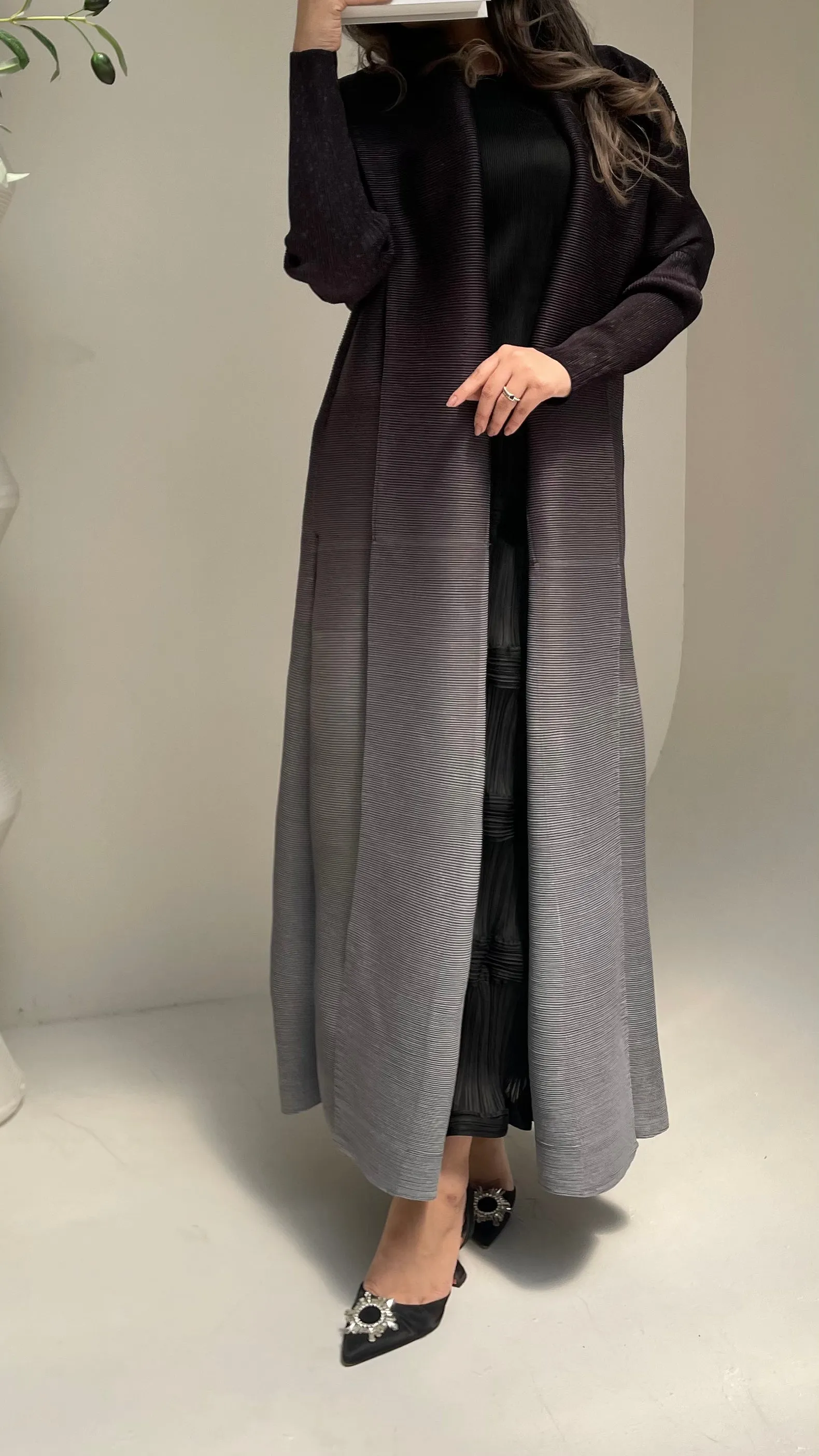 Abaya Pleated With Puff Sleeve