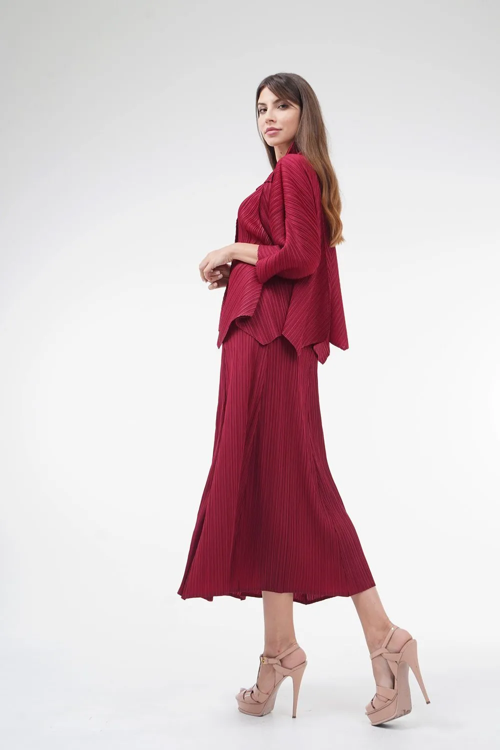 Abelia Button-up Pleated Blouse