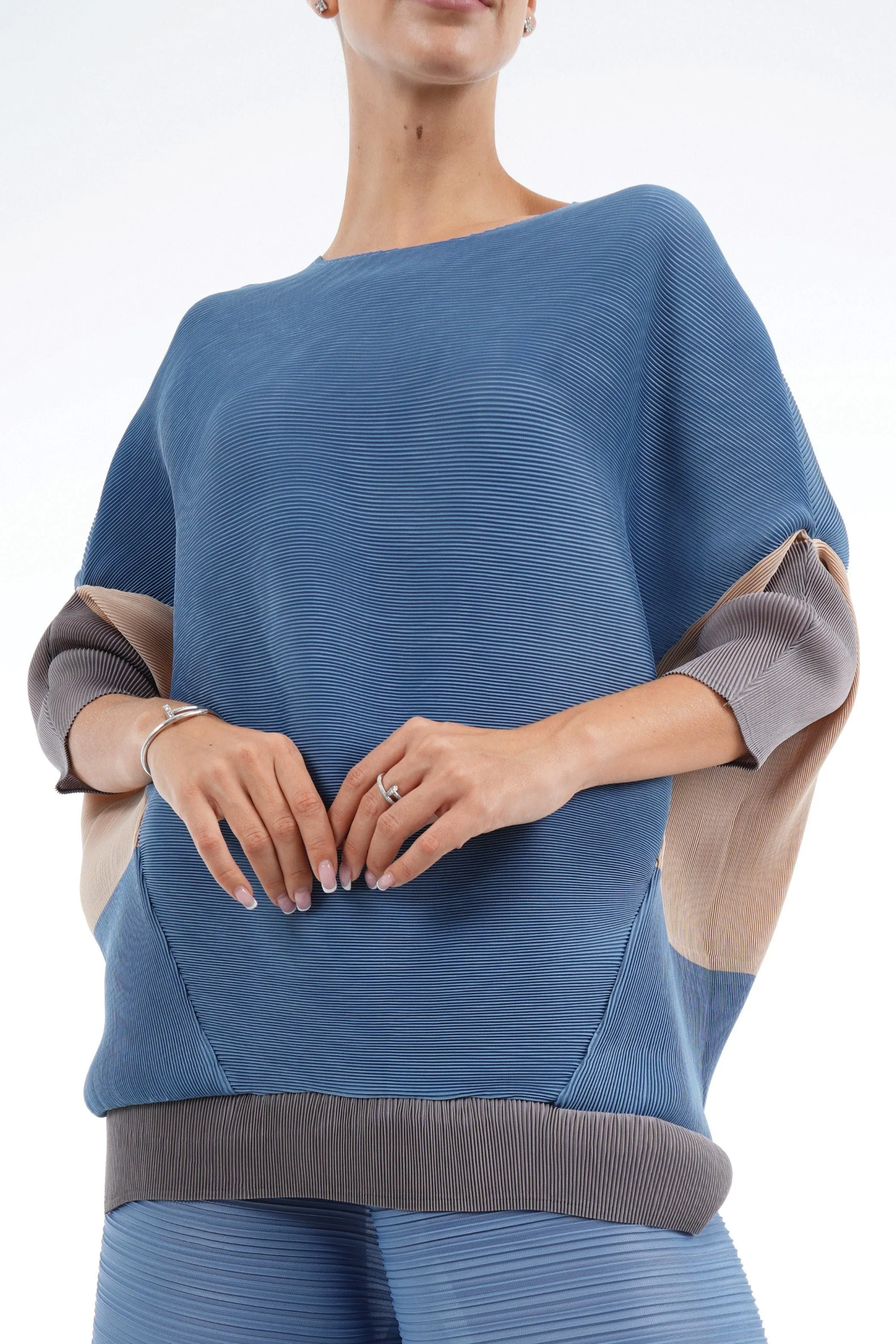 Alienor Inverted Sleeve Top