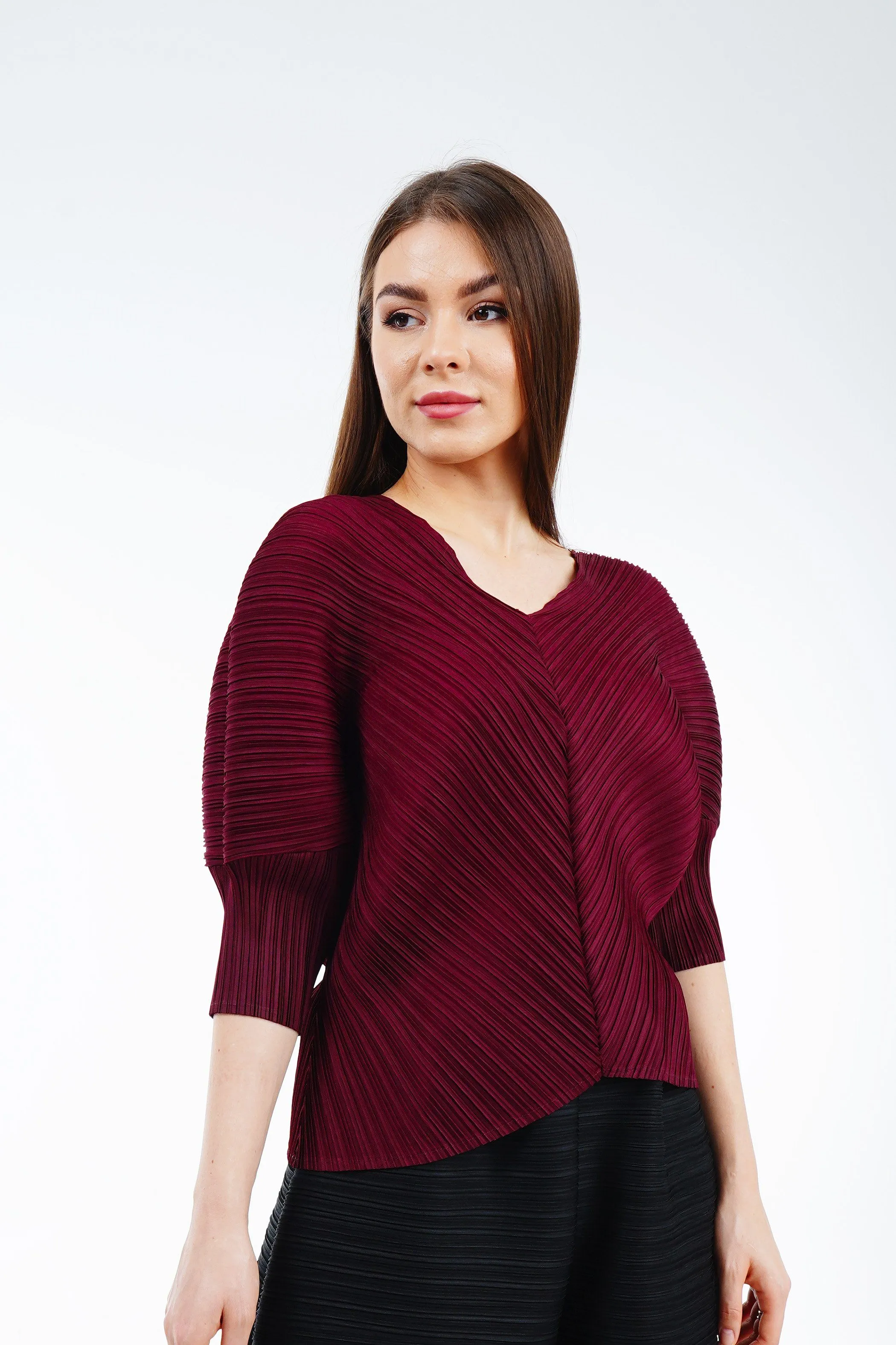 Aline V-Neck, 3/4 Sleeve Top