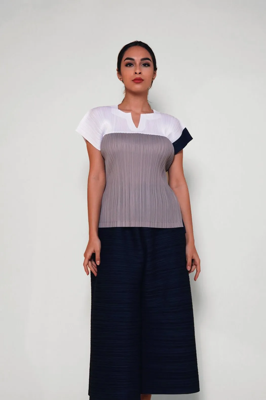 Alvia Cap Sleeve Pleated Top