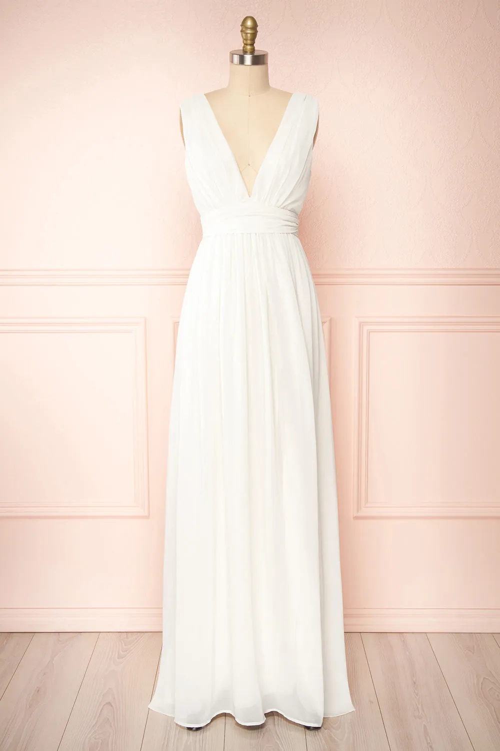 Animos Ivory | V-Neck Maxi Dress