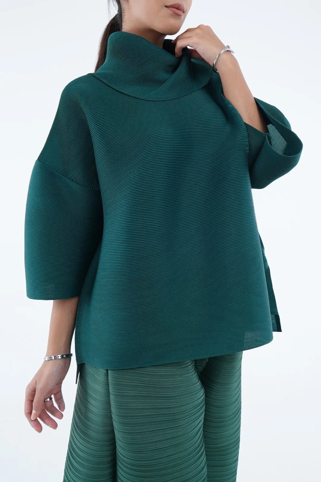 Aria Folded Collar Pleated Top