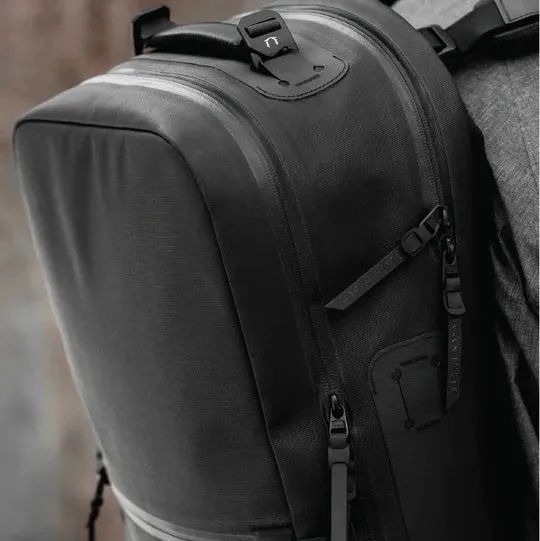 Black Ember : Citadel 25 Backpack