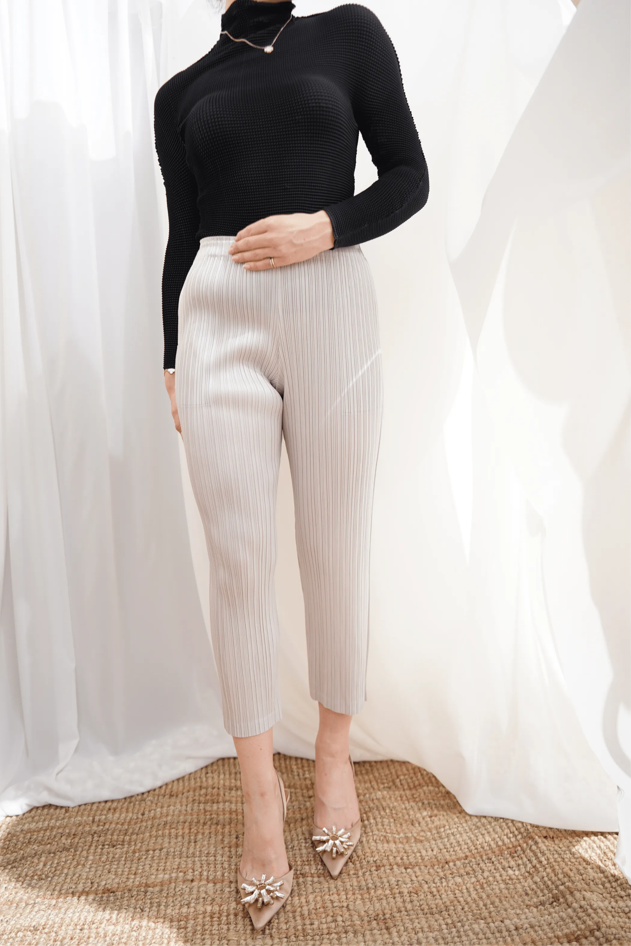 Celeste Long Sleeve Pleated Top