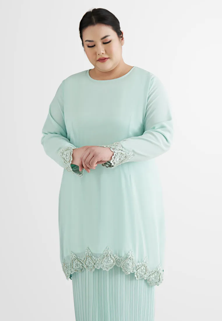 Cherish Romance Pleated Skirt Lace Kurung Set