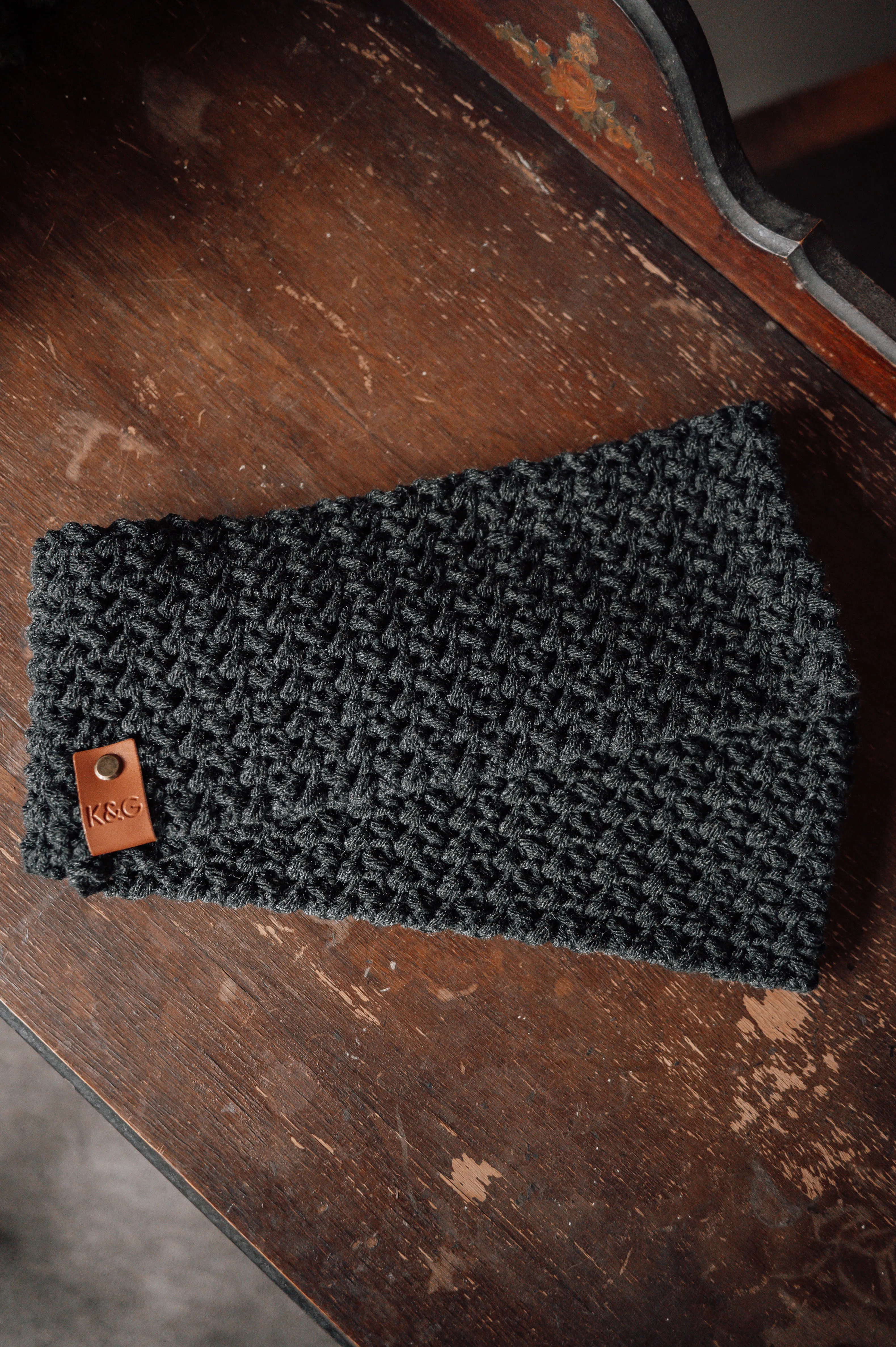 Dream Weaver Infinity Cowl - Dark Grey Heather