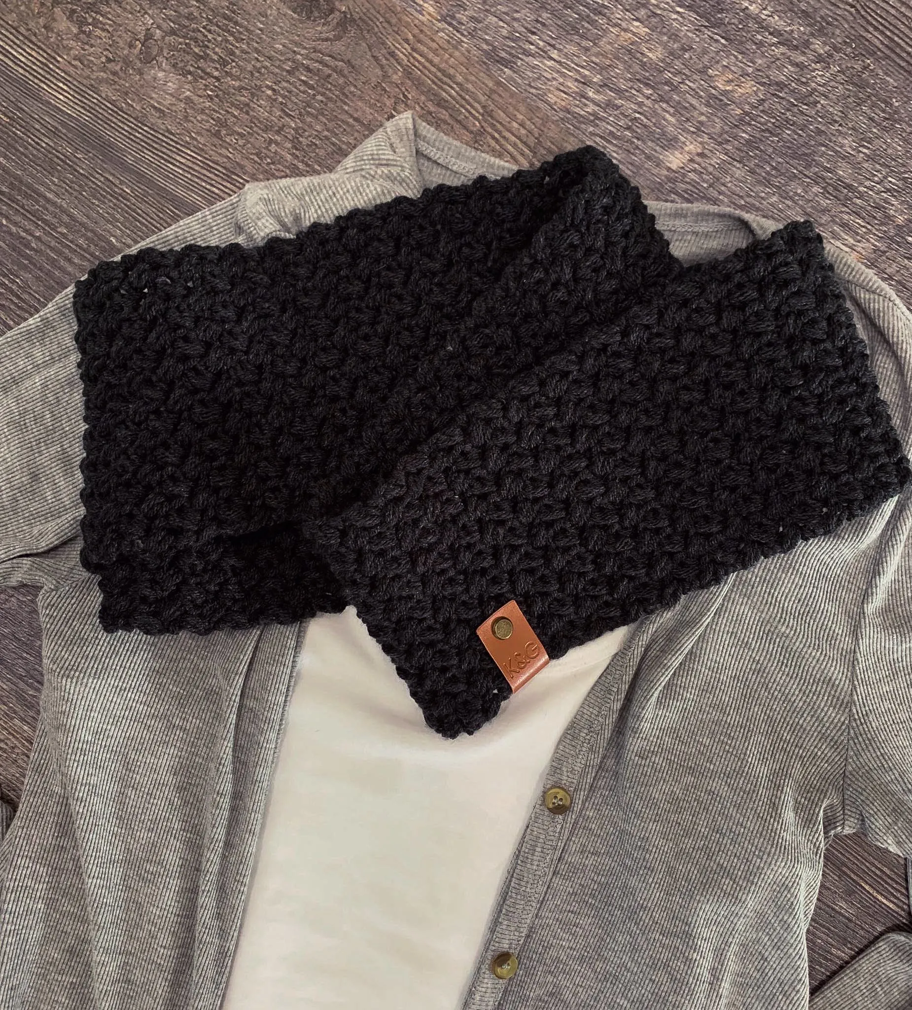 Dream Weaver Infinity Cowl - Dark Grey Heather