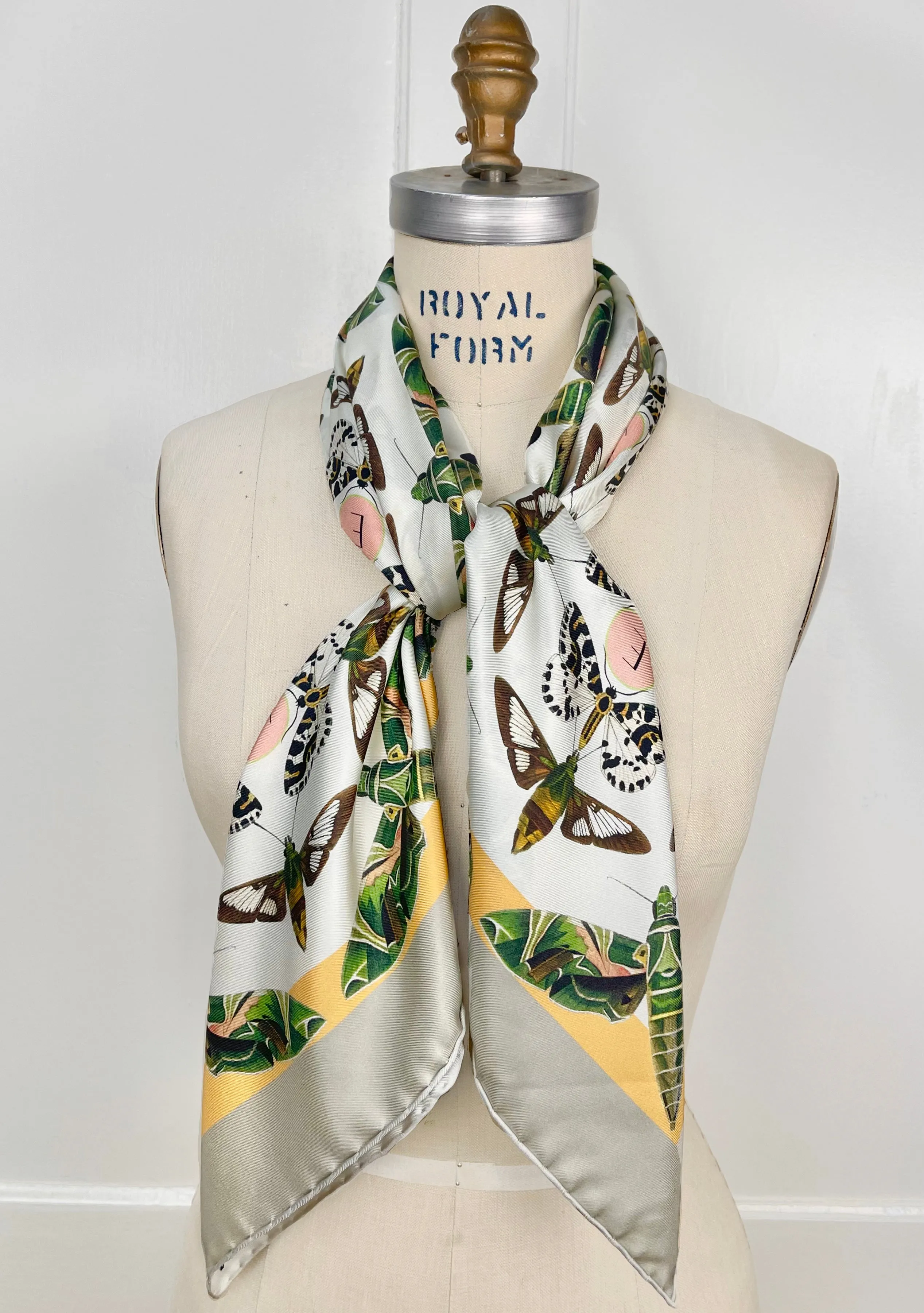 Elwyn New York Kaleidoflies Scarf