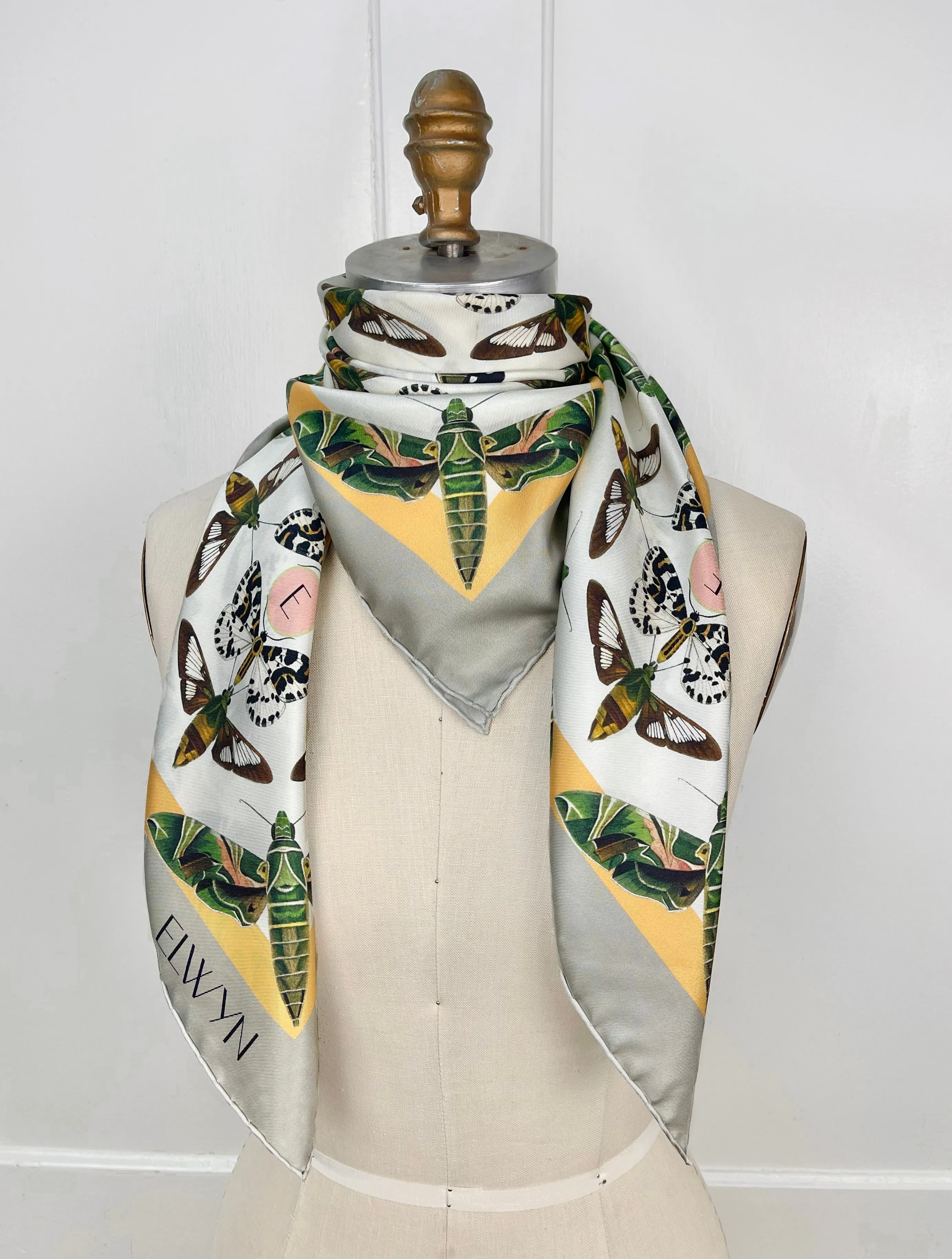 Elwyn New York Kaleidoflies Scarf