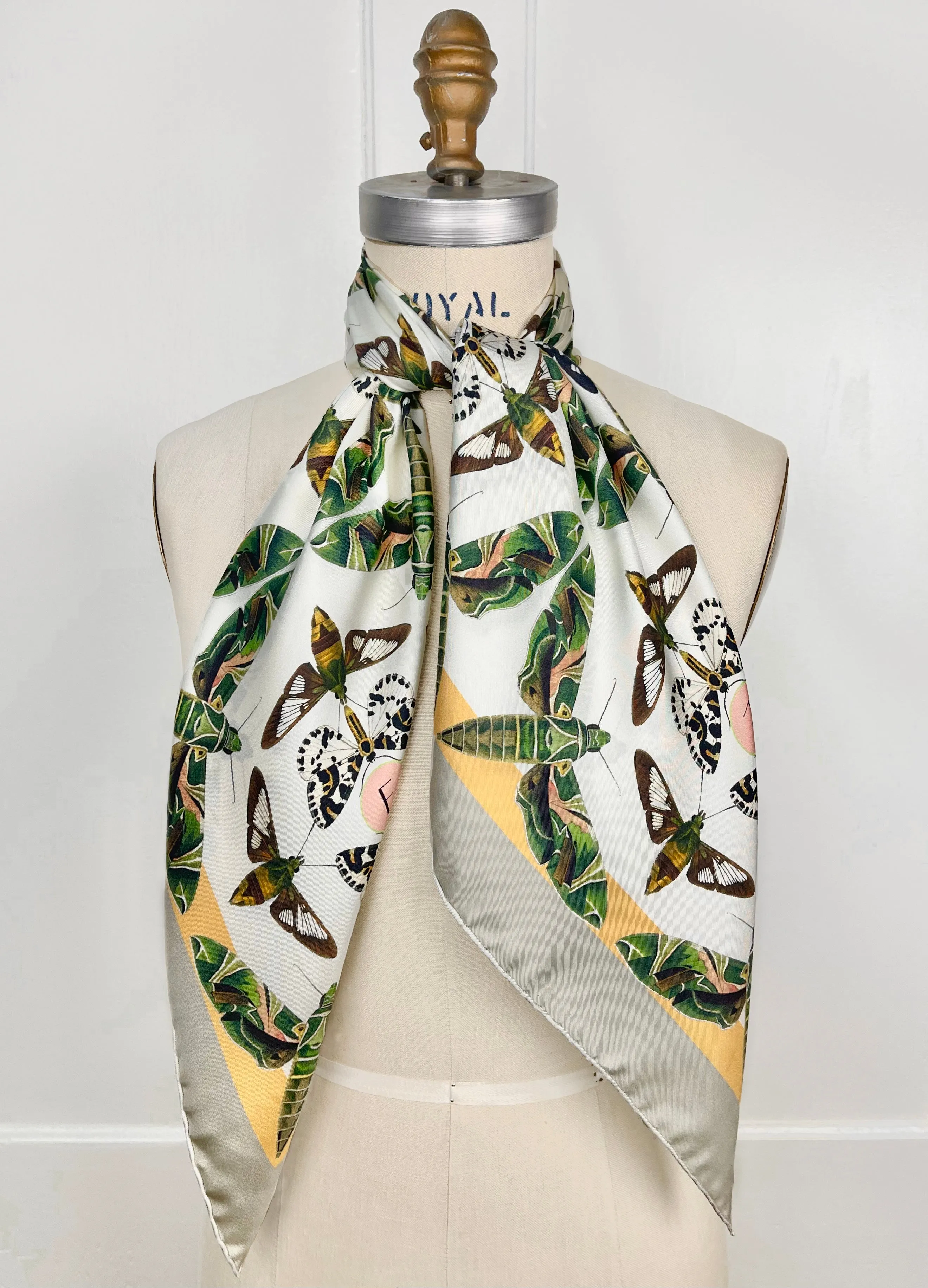 Elwyn New York Kaleidoflies Scarf