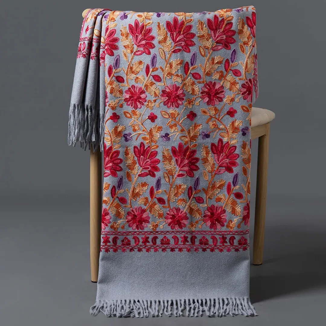 Embroidery Cashmere Scarves: Luxurious Comfort & Stylish Warmth