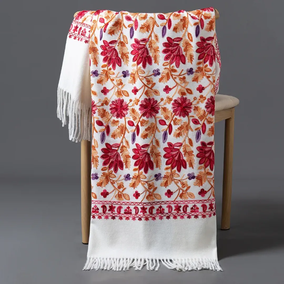 Embroidery Cashmere Scarves: Luxurious Comfort & Stylish Warmth