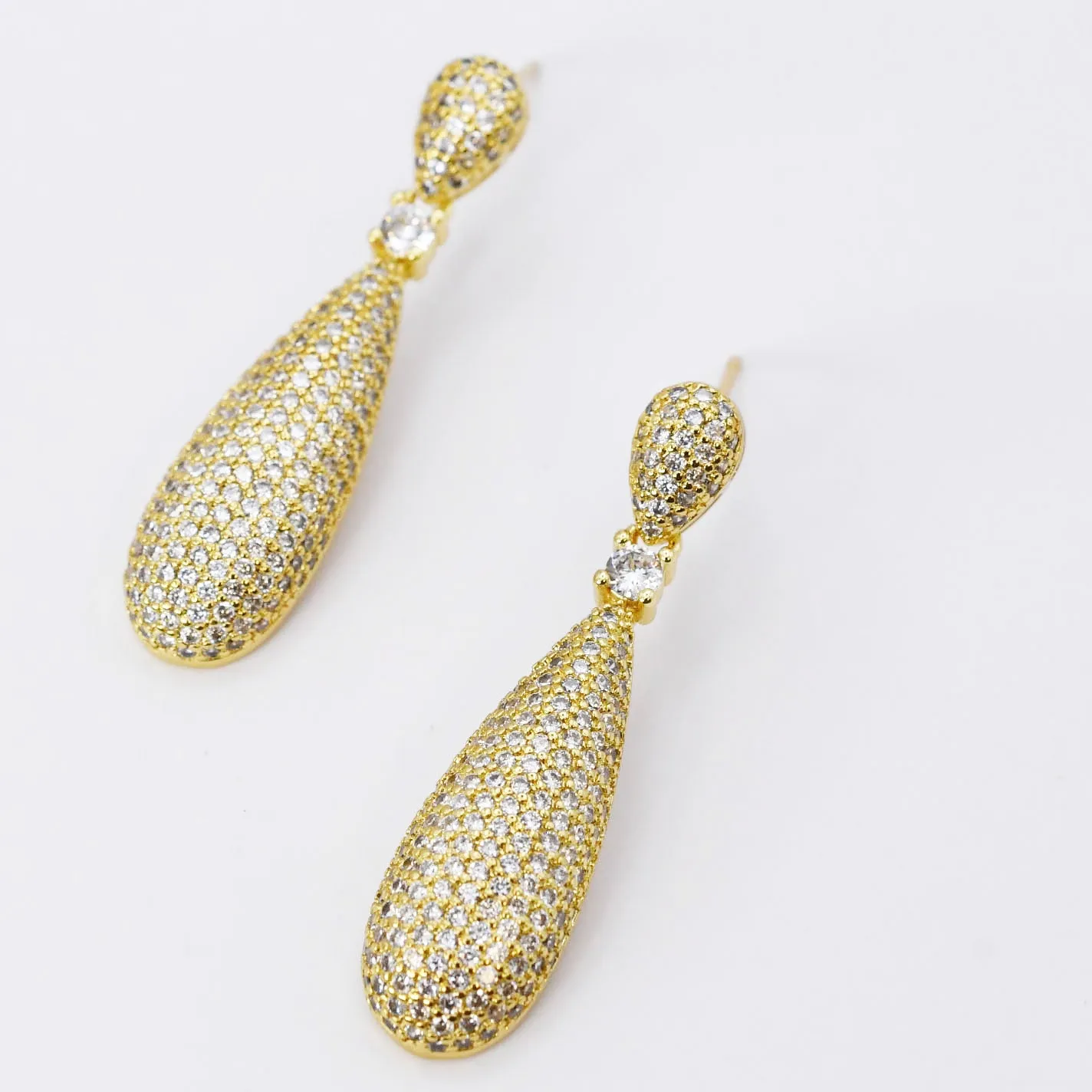 Gilded Sparkle Earrings R16