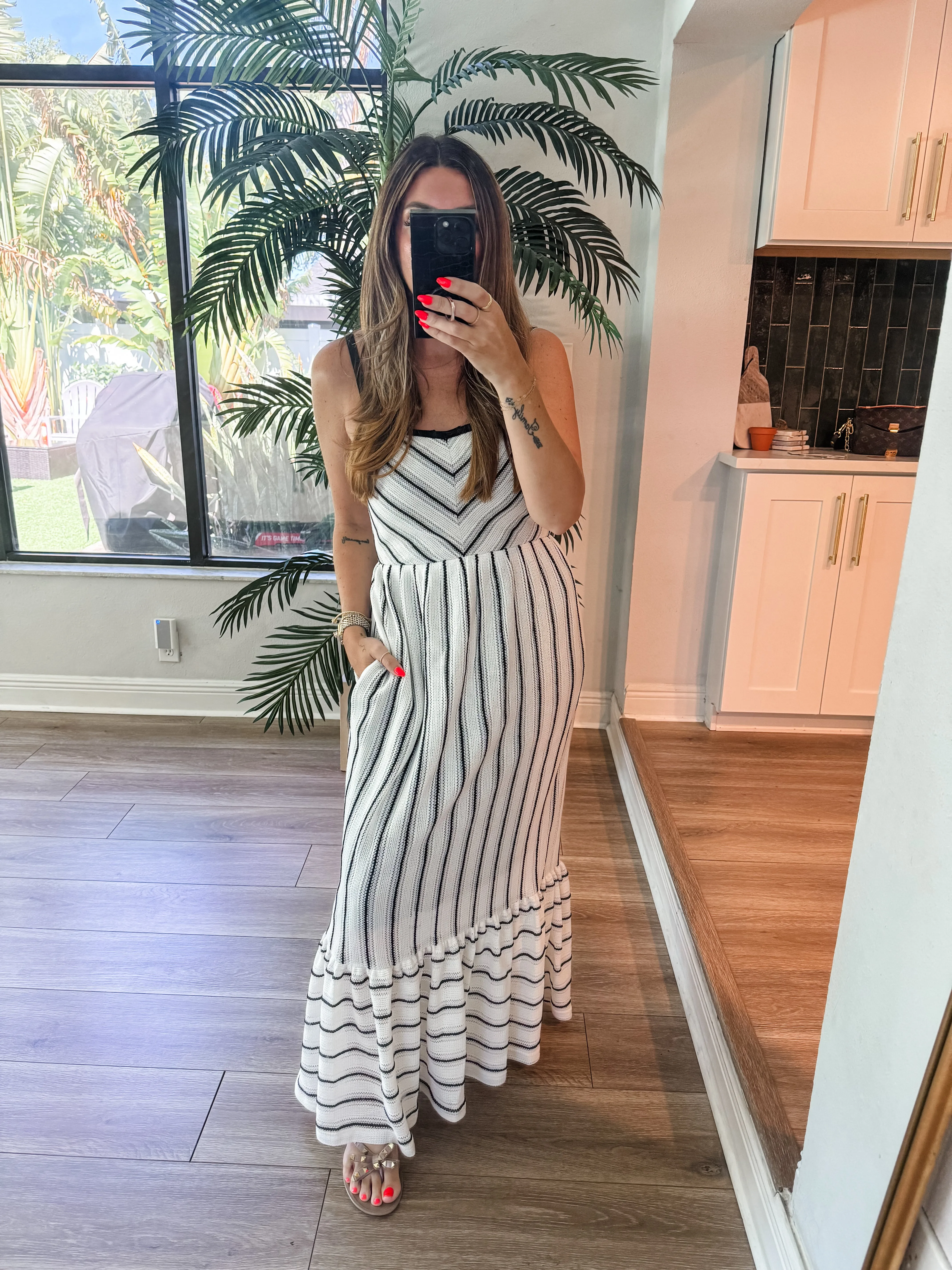 H Long Stripe Knit Dress