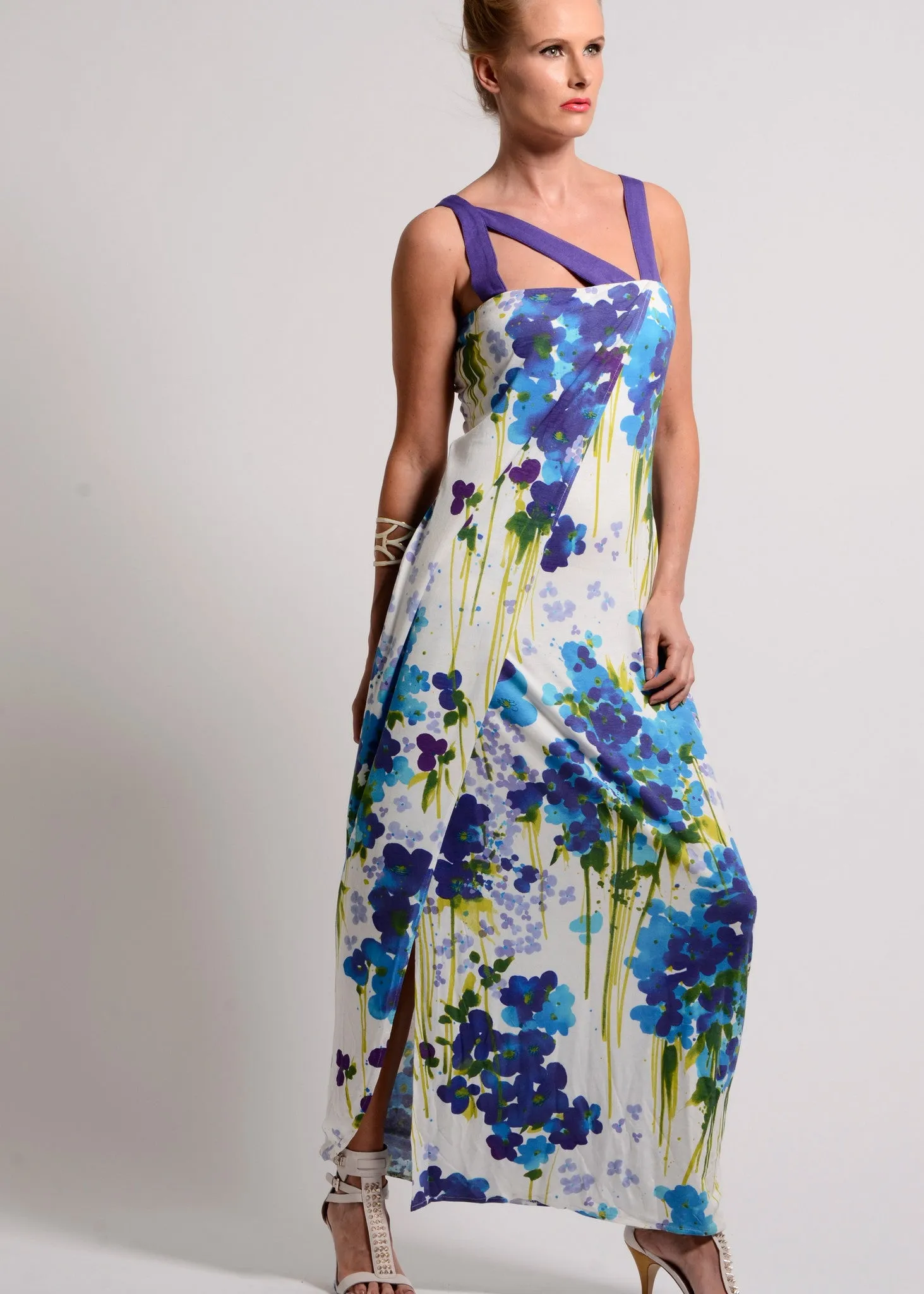 Liz - Floral print maxi dress- SOLD OUT