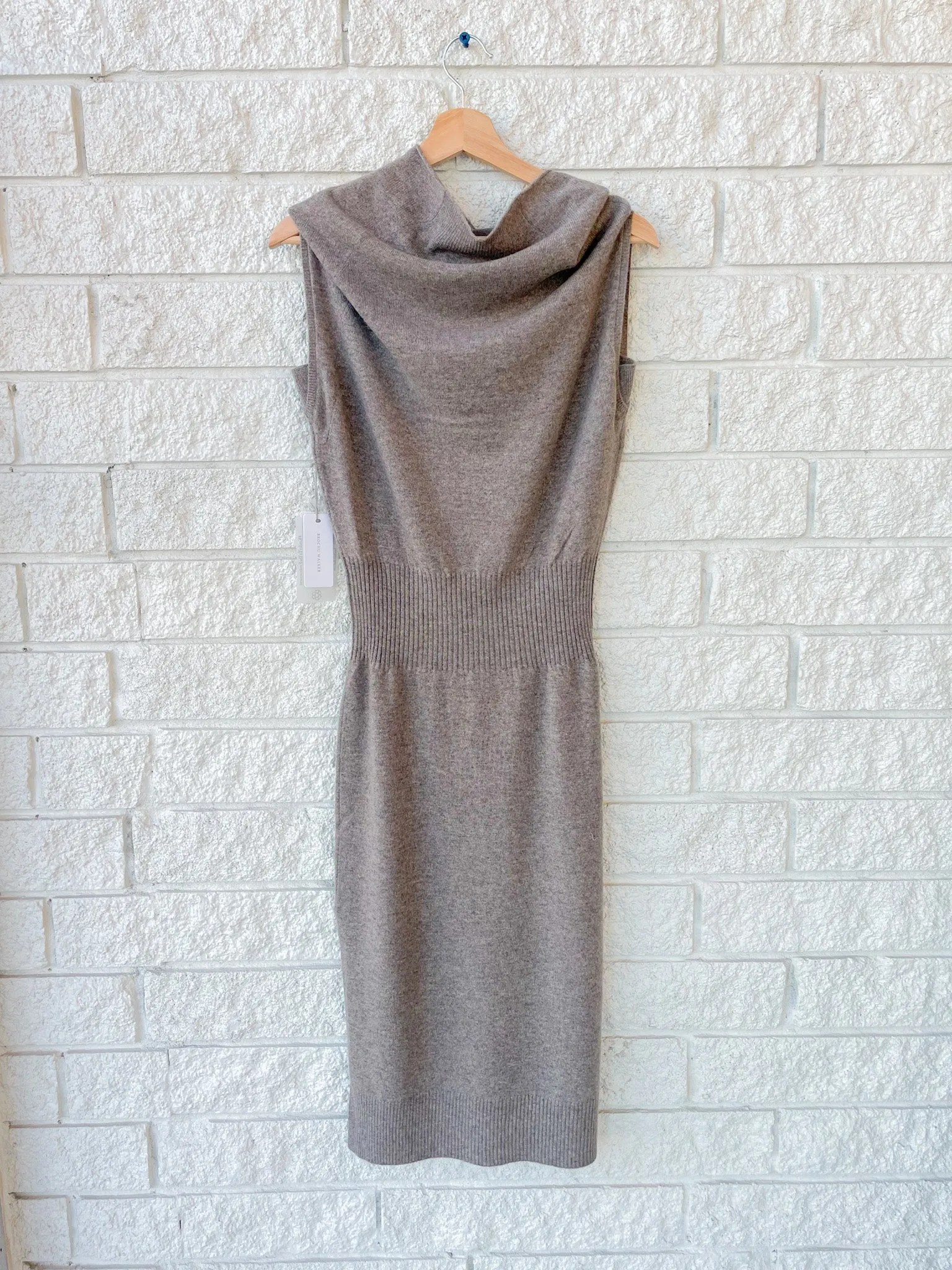 Lori Sleeveless Dress