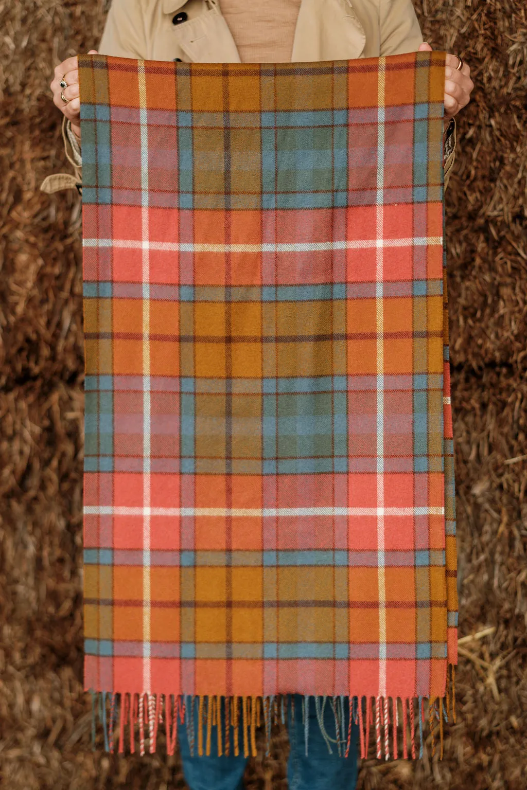 Merino Wool Oversize Tartan Scarf | Antique Buchanan