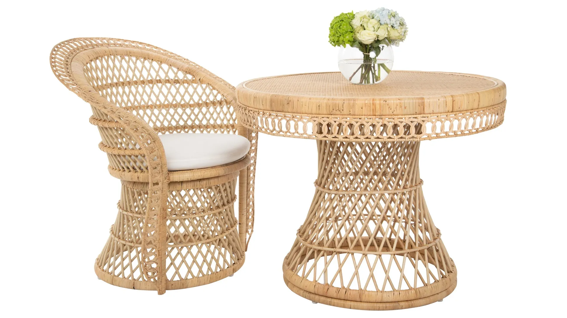 Round Rattan Peacock Dining Table, Natural