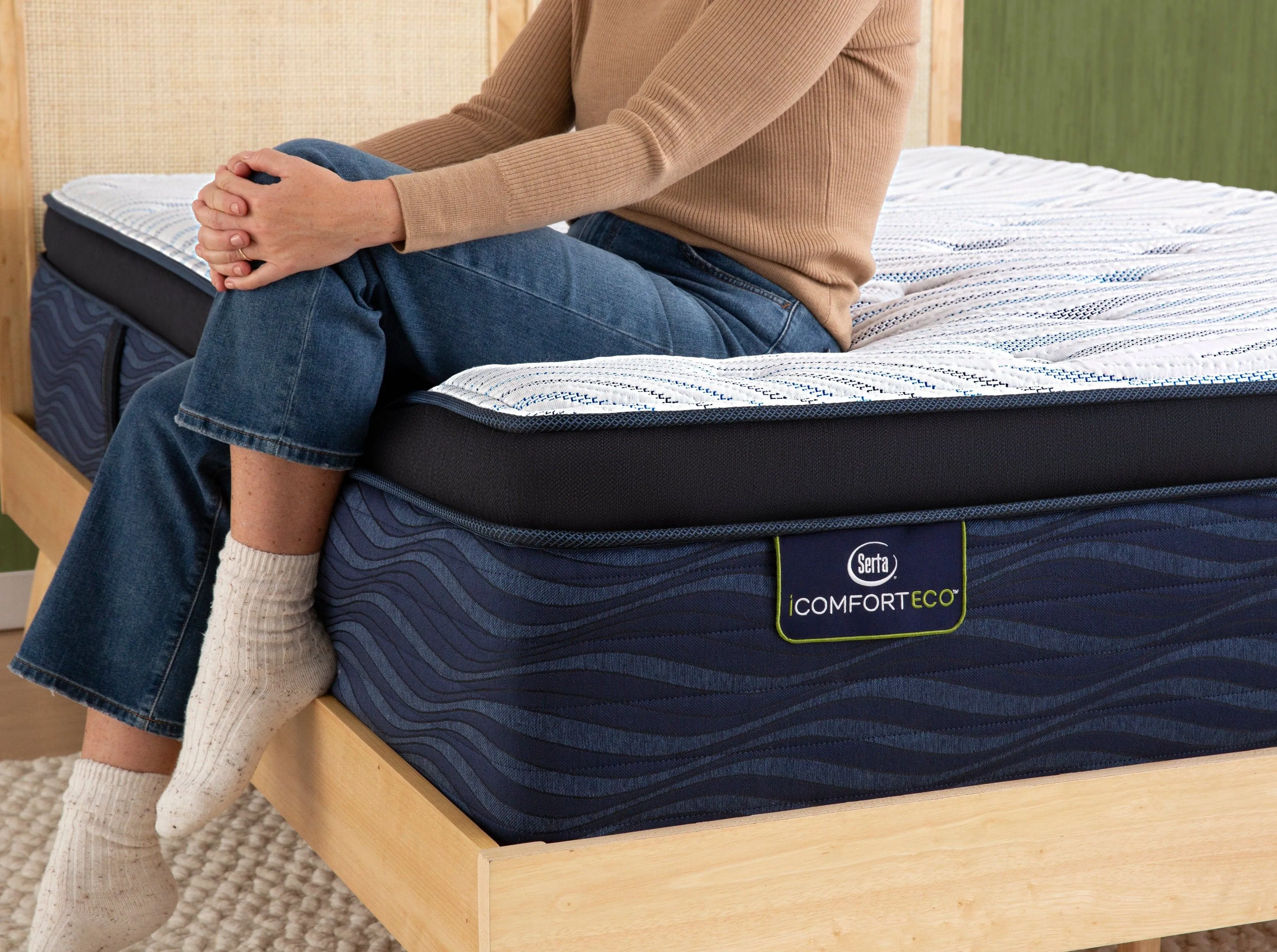 Serta® iComfort ECO Q35LTX 16.5" Plush Super Pillow Top Quilted Hybrid Mattress