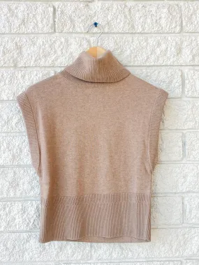 Sleeveless Turtleneck Pullover