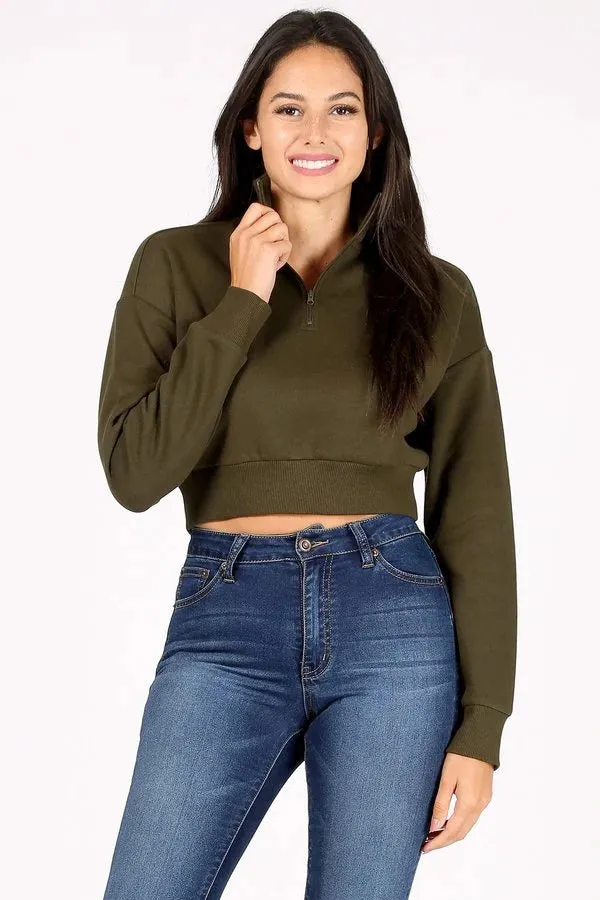 SOLID CROPPED PULLOVER SWEATER WITH LONG SLEEVES