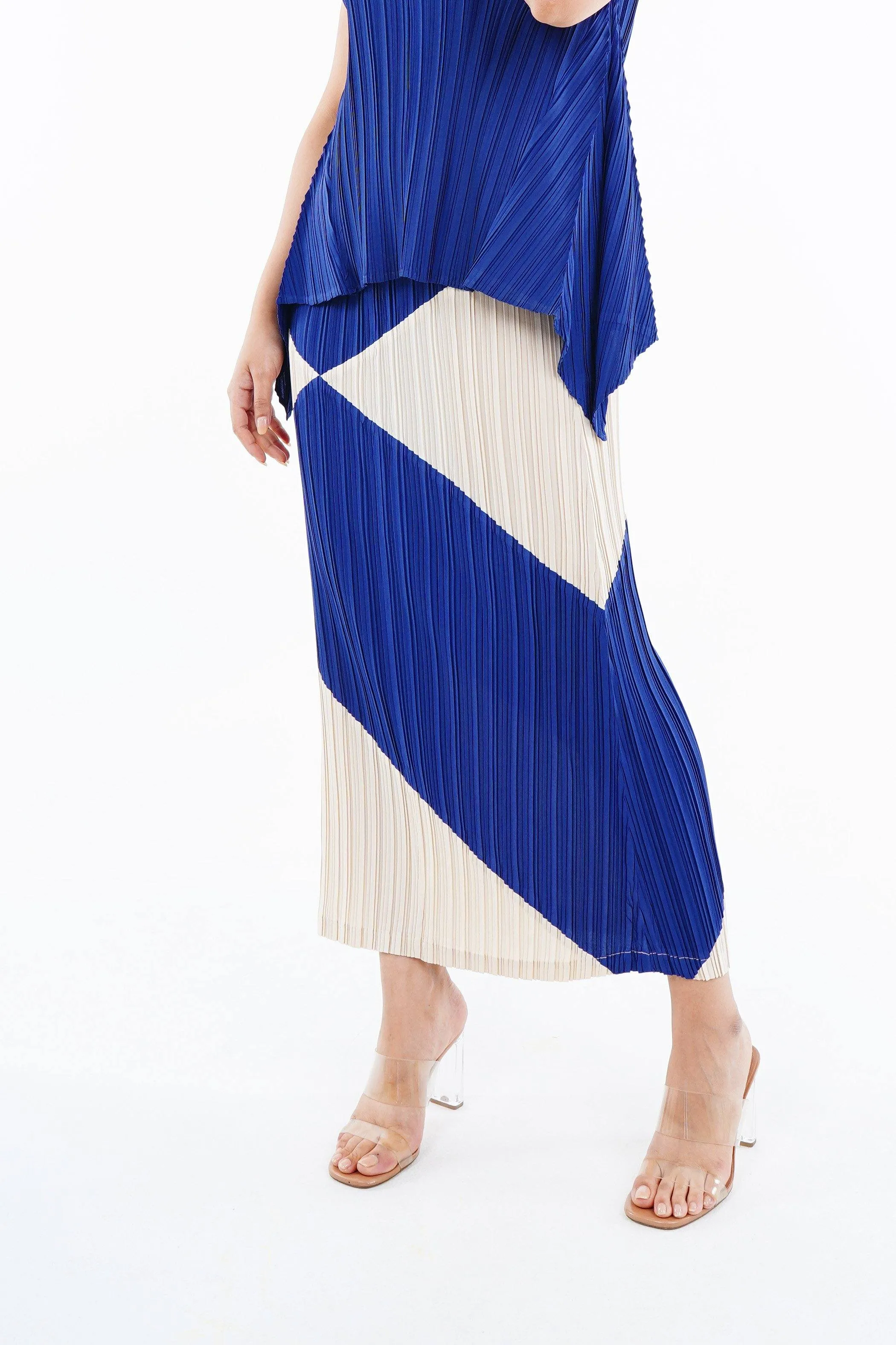 Taya Pleated Pencil Skirt