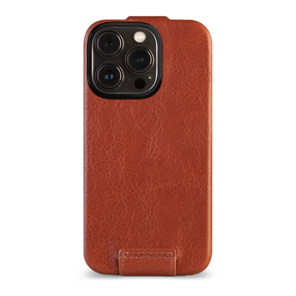 Top iPhone 13 Pro MagSafe leather case