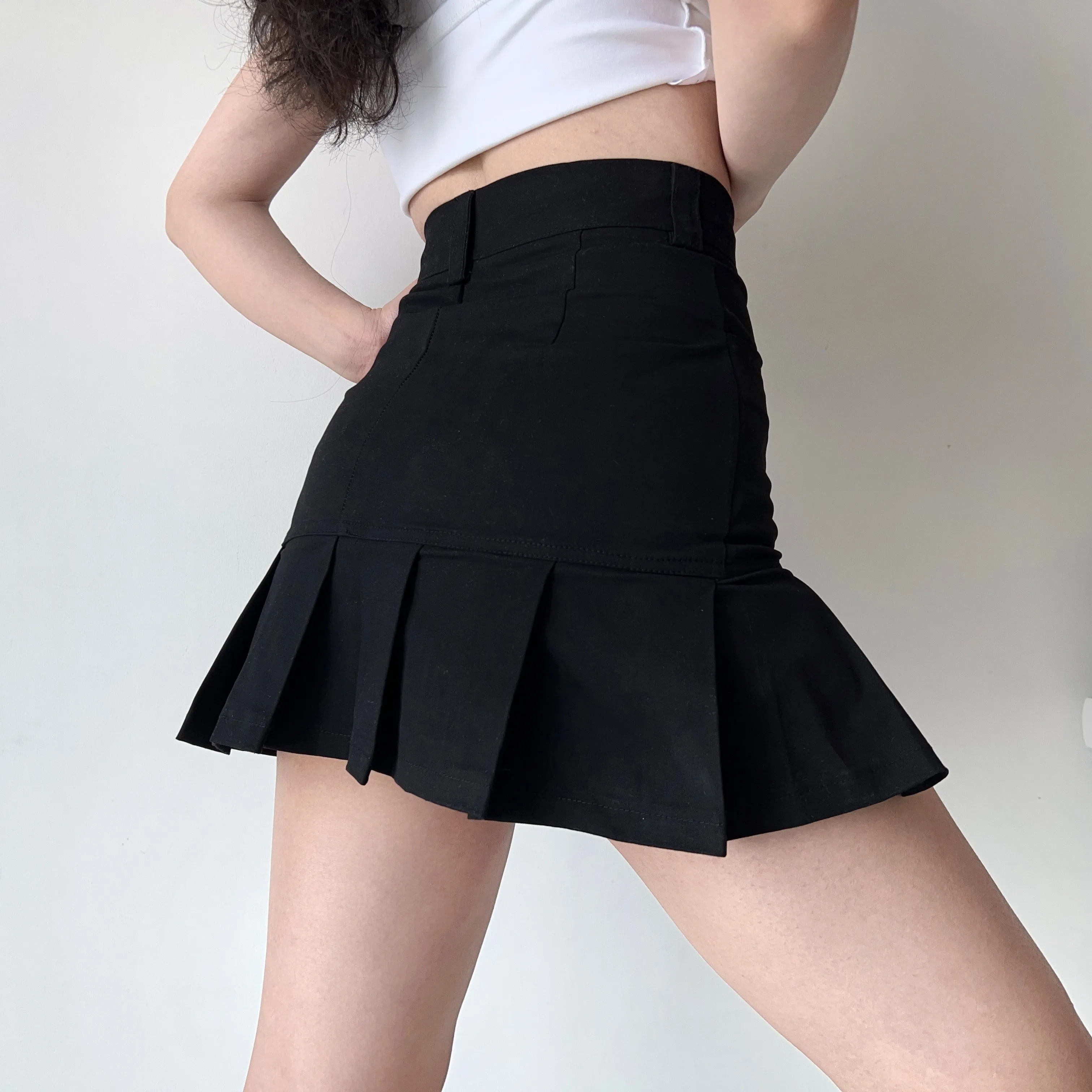 Wenkouban - Tessa Pleated Skirt