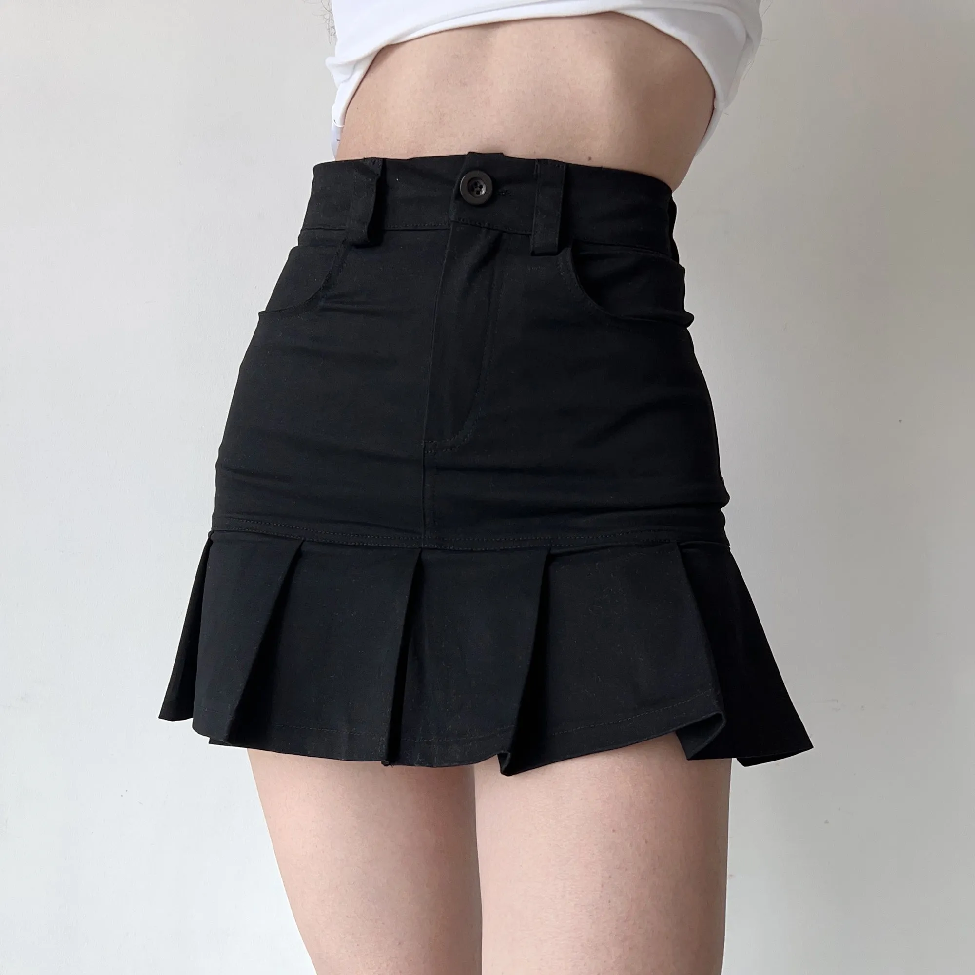 Wenkouban - Tessa Pleated Skirt