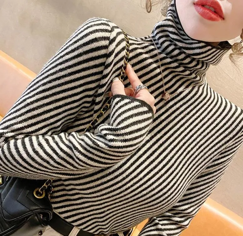 Women's Striped Cashmere Turtleneck Sweater – Slim Fit Warm Knitted Pullover for Winter